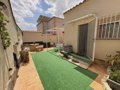 Chalet de 3 habitaciones en La Marina en venta con garaje - 295.000 € (Ref: 10163738)