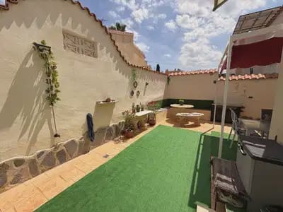 Chalet de 3 habitaciones en La Marina en venta con garaje - 295.000 € (Ref: 10163738)