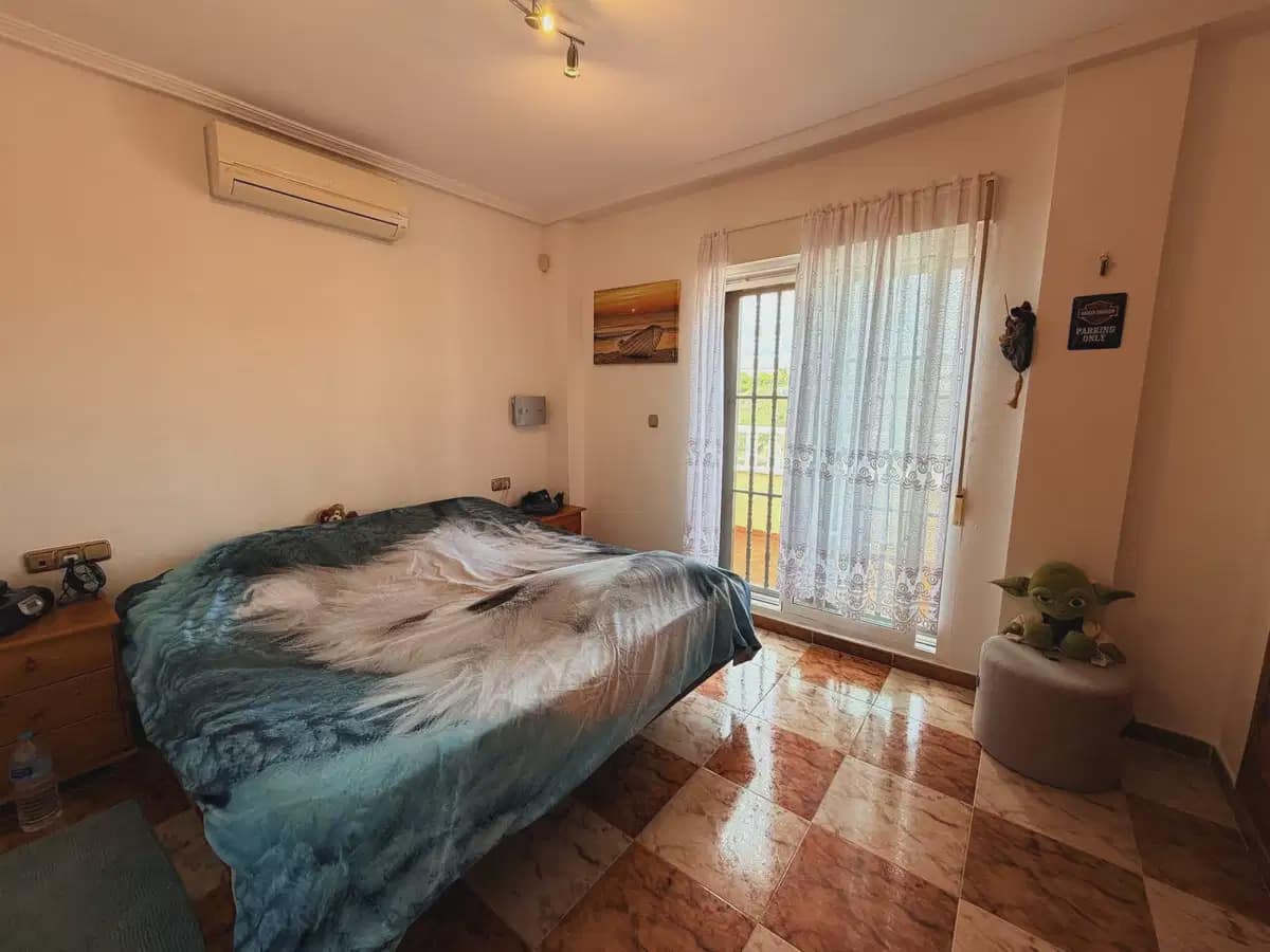 3 bedroom Semi-detached Villa for sale in Orihuela Costa with pool garage - € 289,000 (Ref: 10163755)