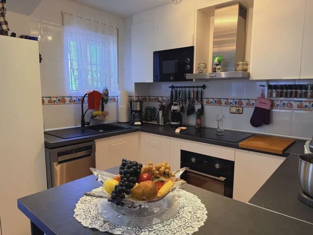 3 slaapkamer Halfvrijstaande villa te koop in Orihuela Costa, Orihuela met zwembad garage - € 289.000 (Ref: 10163755)