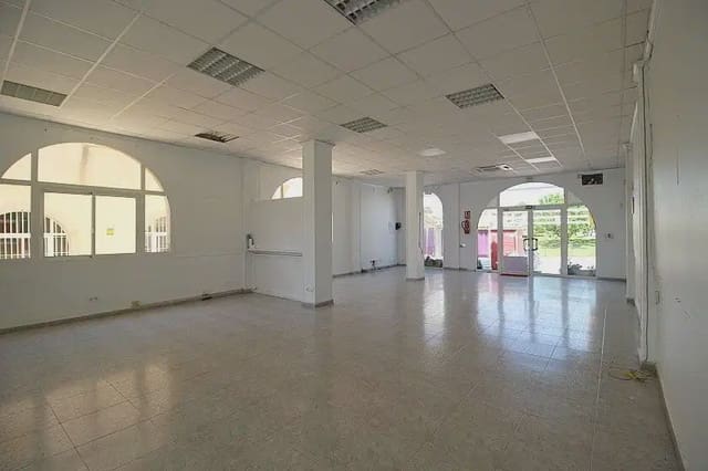 Commerciale in vendita in La Zenia, Orihuela - 280.000 € (Rif: 10163756)