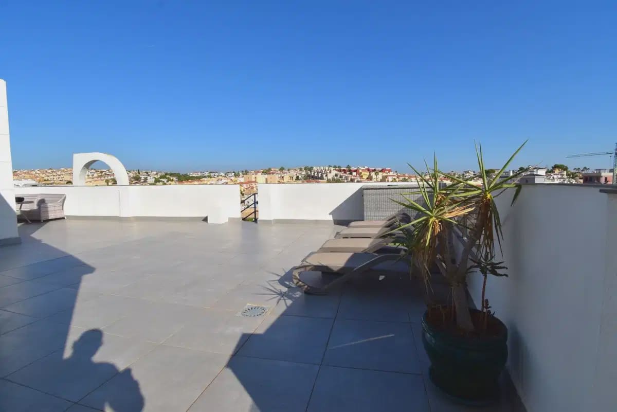 4 Zimmer Apartment zu verkaufen in Orihuela Costa mit Pool Garage - 329.000 € (Ref: 10166964)