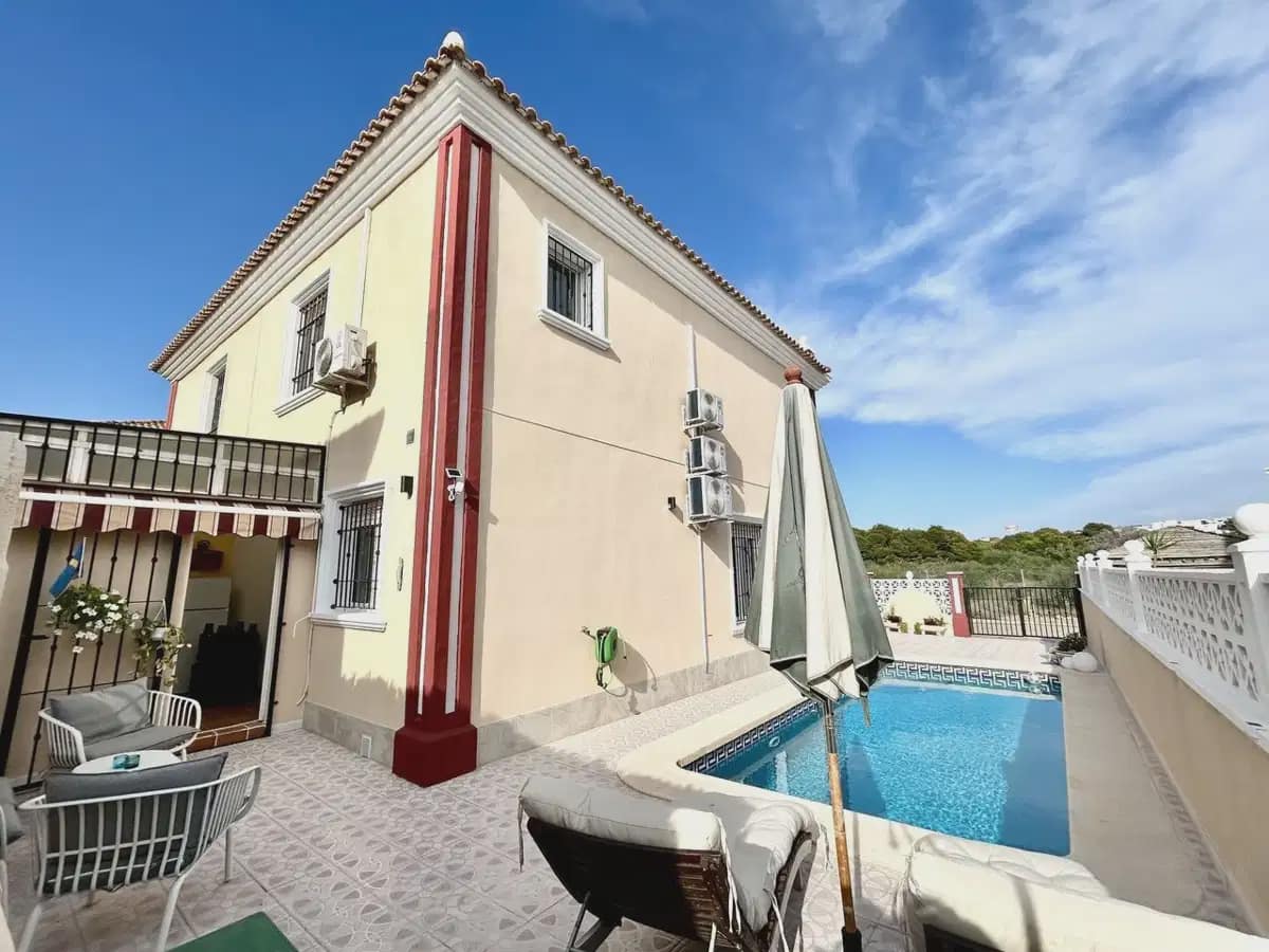 3 bedroom Townhouse for sale in Dehesa de Campoamor with pool garage - € 345,000 (Ref: 10172386)