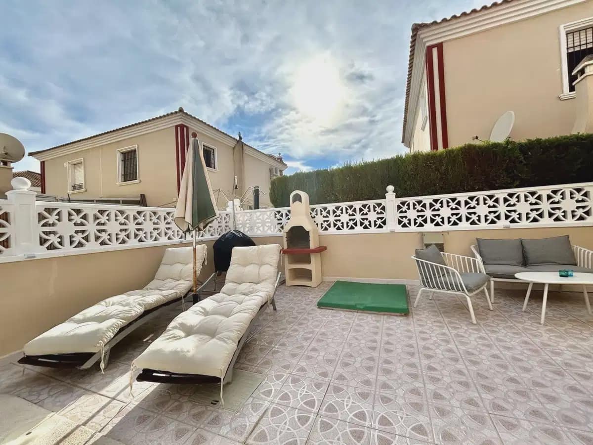 3 bedroom Townhouse for sale in Dehesa de Campoamor with pool garage - € 345,000 (Ref: 10172386)
