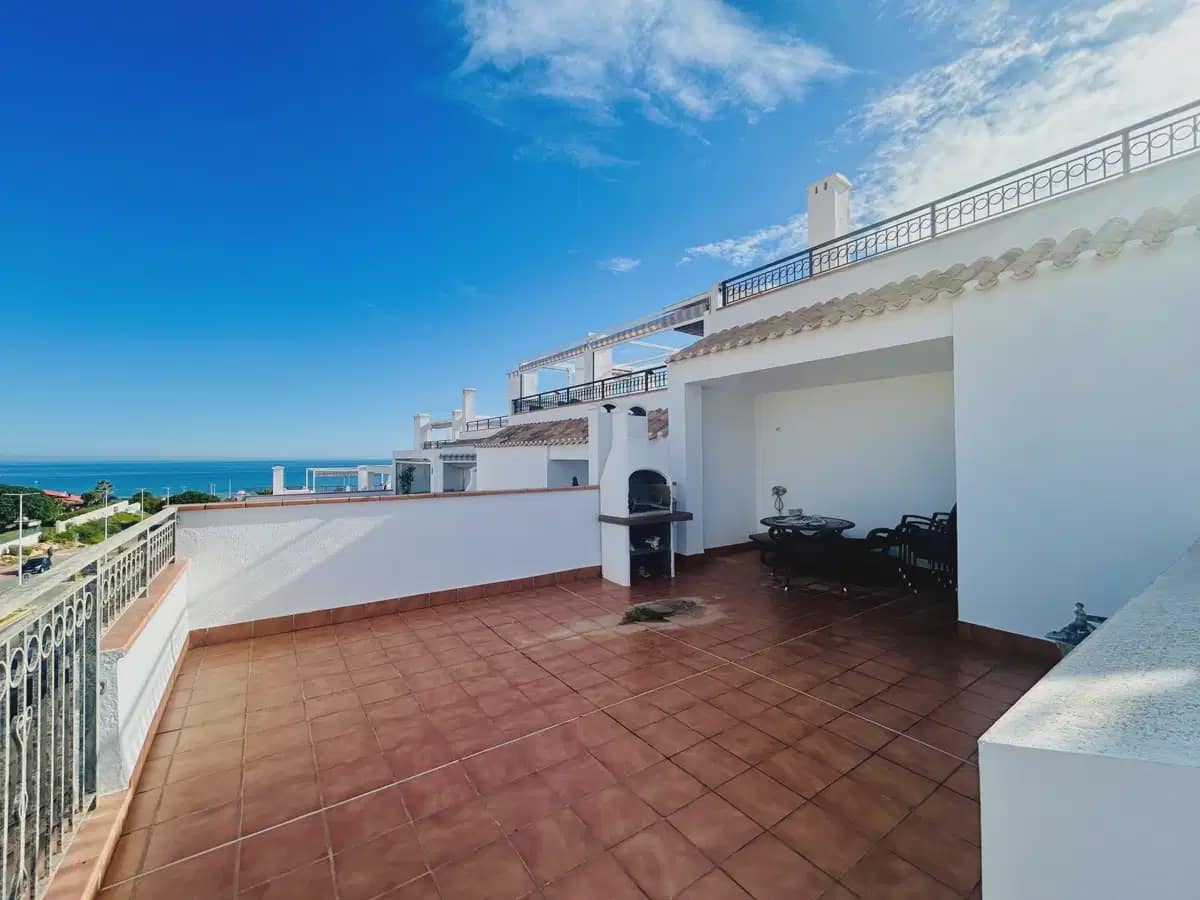 Apartamento de 2 habitaciones en La Mata en venta con piscina garaje - 364.900 € (Ref: 10174721)