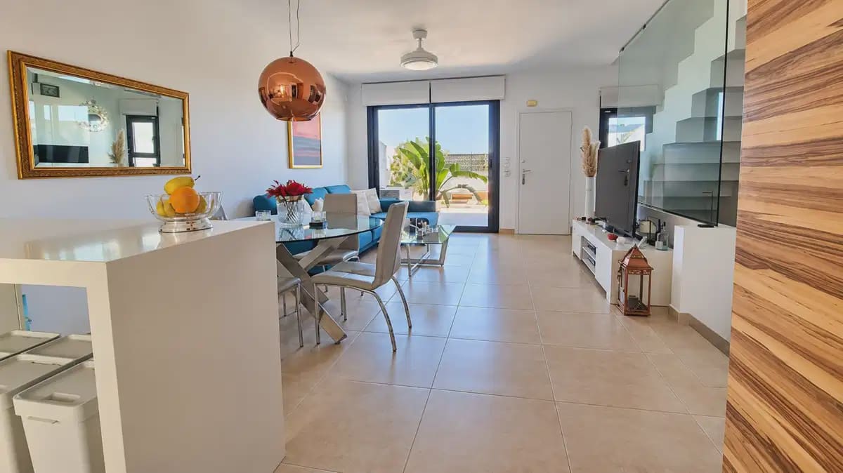 3 sypialnia Dom na sprzedaż w Villamartin z basenem garażem - 395 000 € (Ref: 10179200)