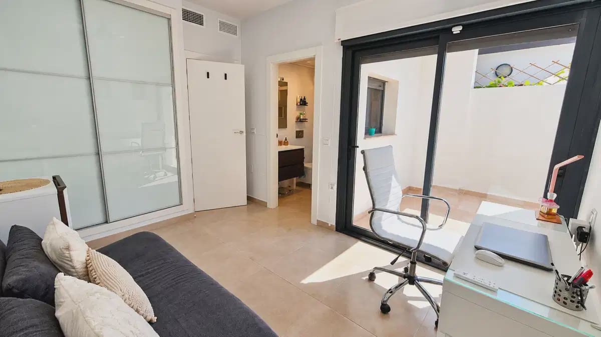 3 sypialnia Dom na sprzedaż w Villamartin z basenem garażem - 395 000 € (Ref: 10179200)