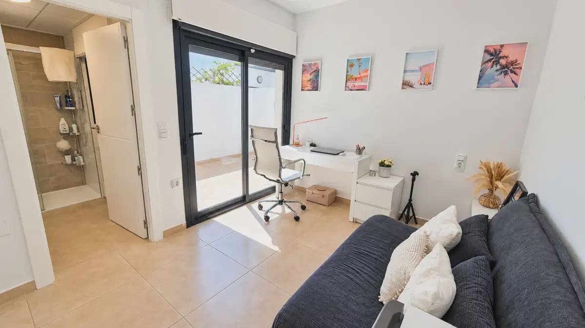 3 sypialnia Dom na sprzedaż w Villamartin z basenem garażem - 395 000 € (Ref: 10179200)