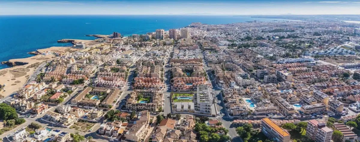 2 soveværelse Penthouse til salg i Torrevieja med swimmingpool garage - € 399.900 (Ref: 10179201)
