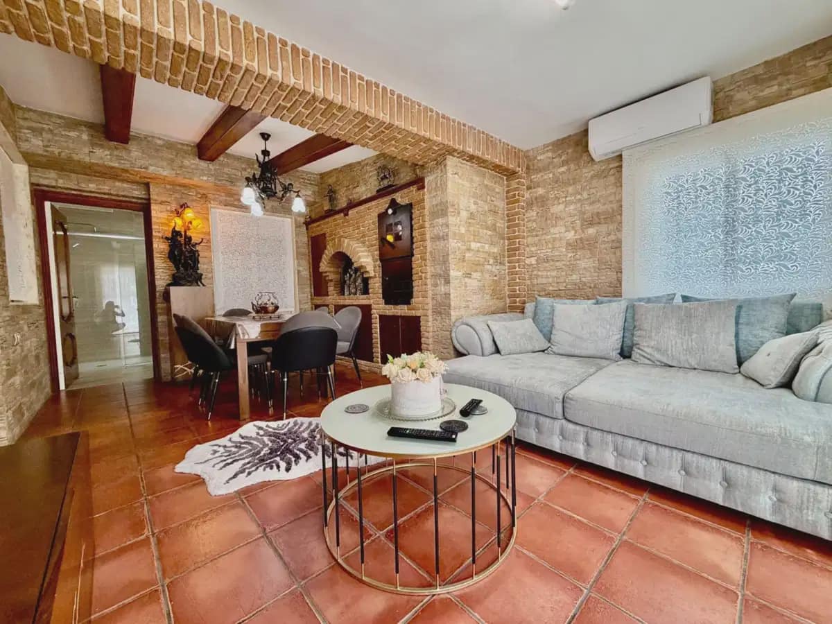 4 Zimmer Villa zu verkaufen in La Zenia mit Pool Garage - 430.000 € (Ref: 10179203)