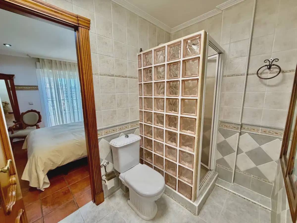 4 Zimmer Villa zu verkaufen in La Zenia mit Pool Garage - 430.000 € (Ref: 10179203)
