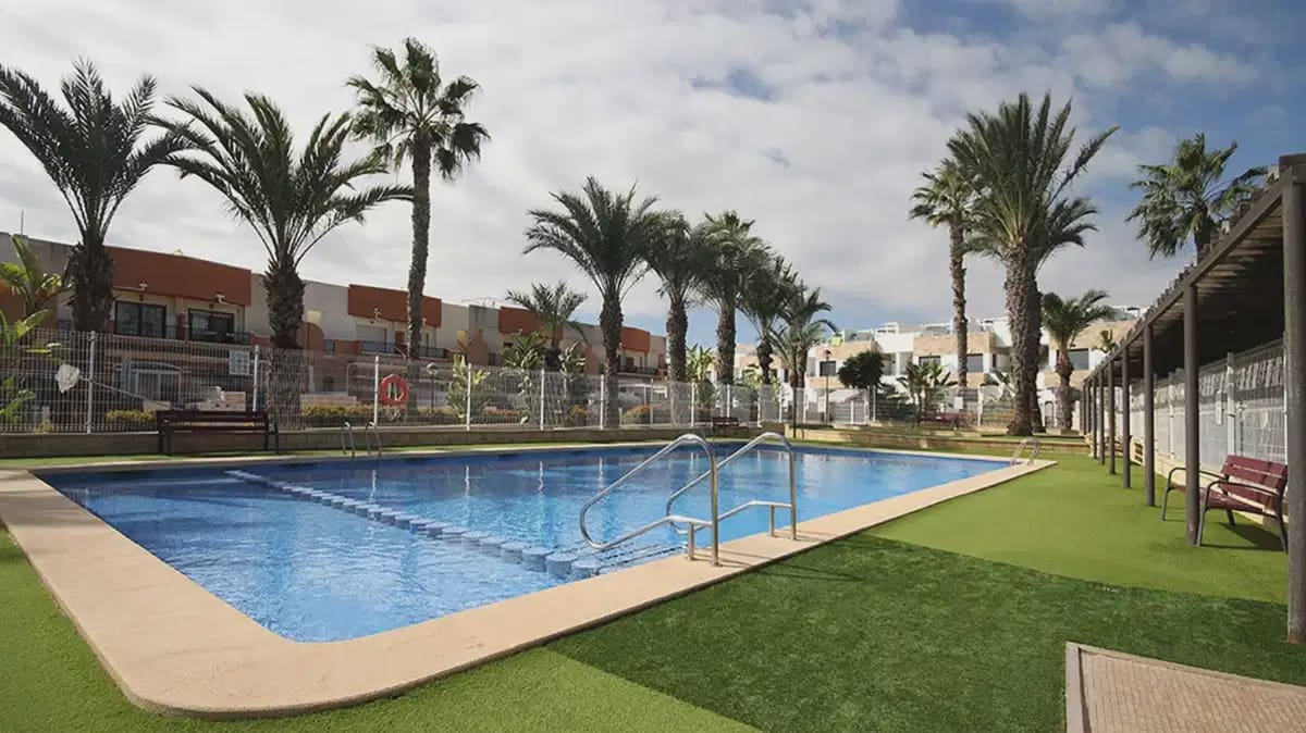 3 slaapkamer Huis te koop in Los Dolses met zwembad garage - € 395.000 (Ref: 10179206)