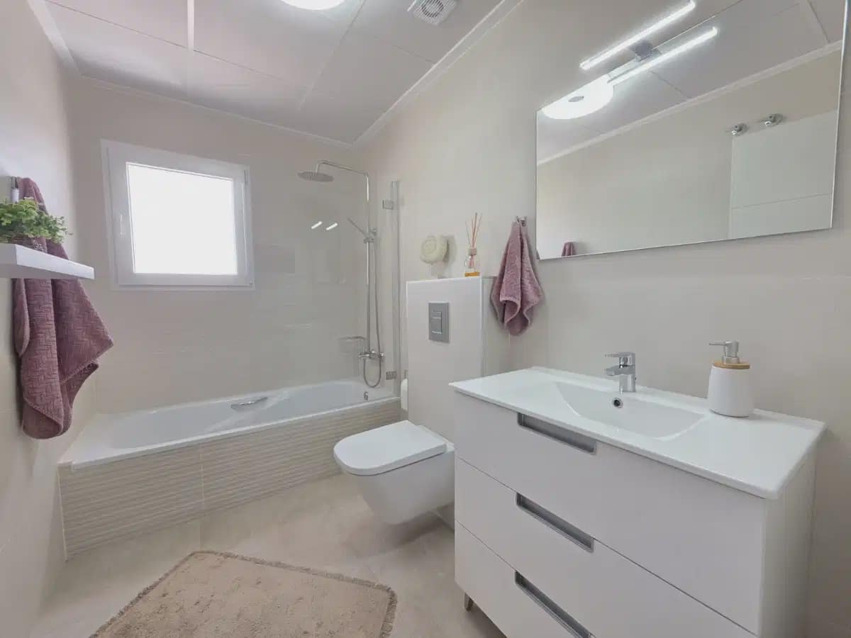 3 bedroom Villa for sale in Pinoso with pool garage - € 423,995 (Ref: 10179207)