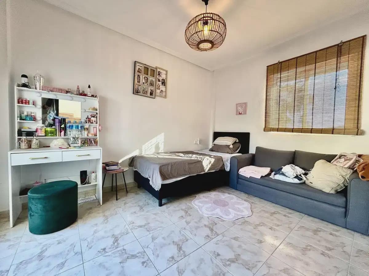 4 Zimmer Villa zu verkaufen in Villamartin mit Garage - 429.900 € (Ref: 10179210)
