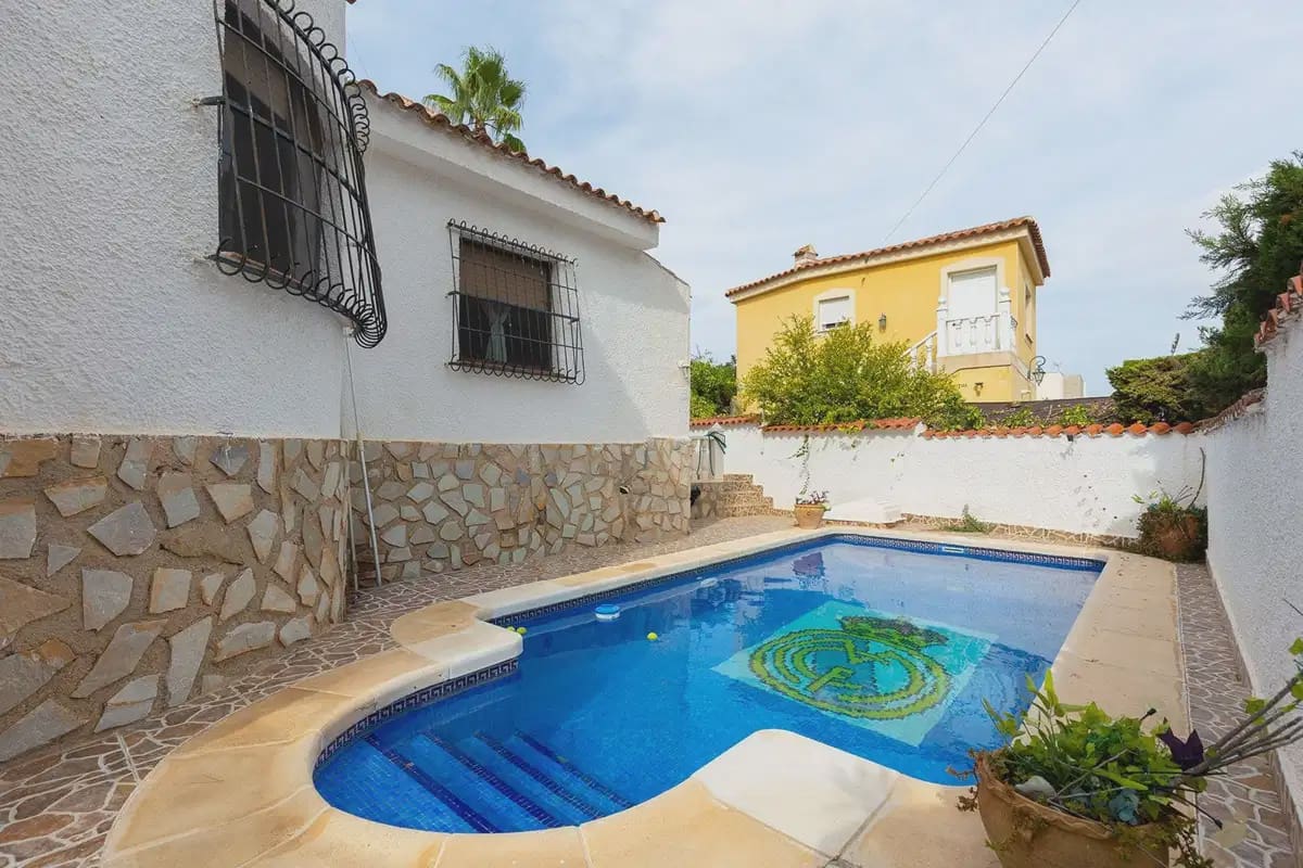 5 Zimmer Villa zu verkaufen in Ciudad Quesada mit Pool Garage - 430.000 € (Ref: 10179211)