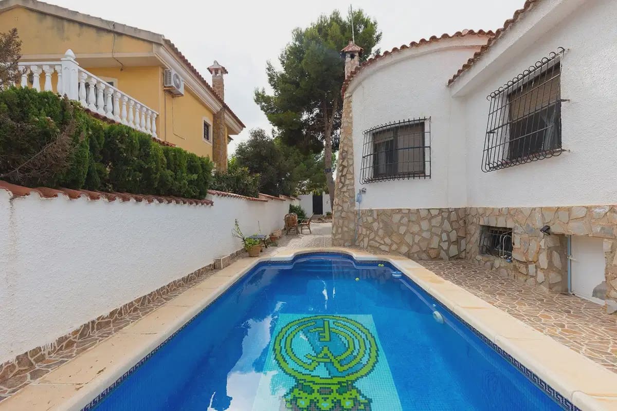 5 Zimmer Villa zu verkaufen in Ciudad Quesada mit Pool Garage - 430.000 € (Ref: 10179211)