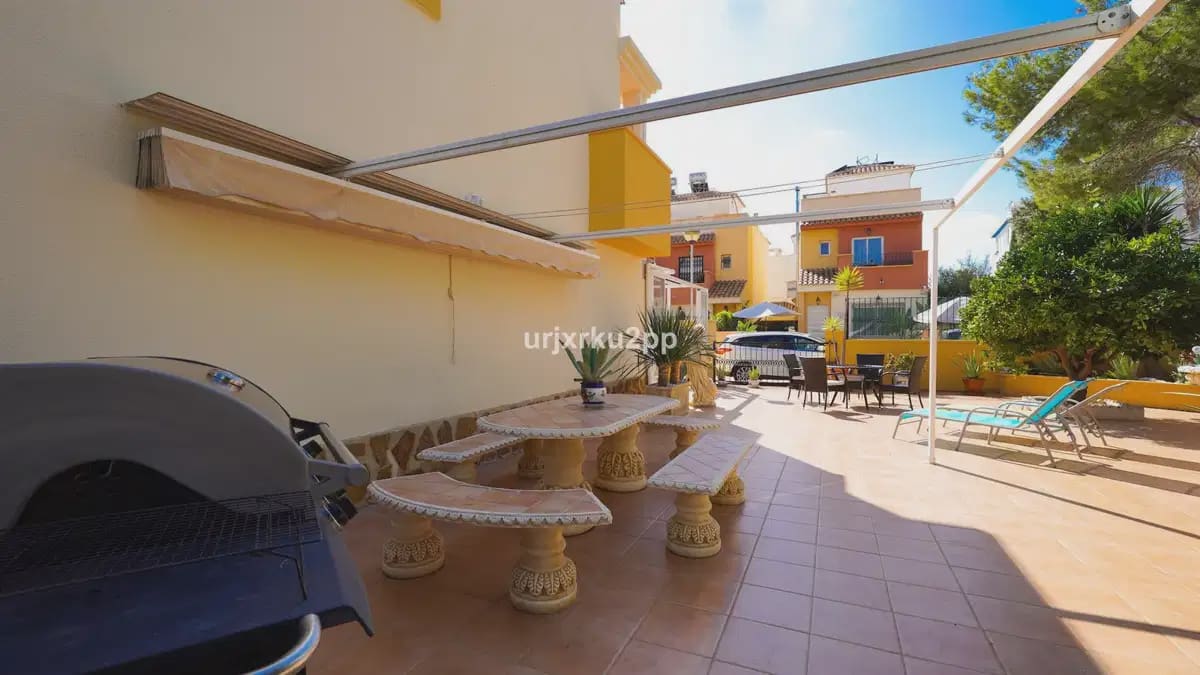 3 chambre Maison de Ville à vendre à Los Dolses avec piscine garage - 299 000 € (Ref: 10182324)