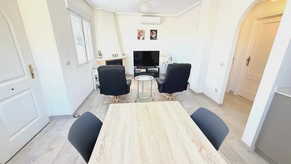 3 sypialnia Willa na sprzedaż w Ciudad Quesada z basenem garażem - 289 000 € (Ref: 10182325)