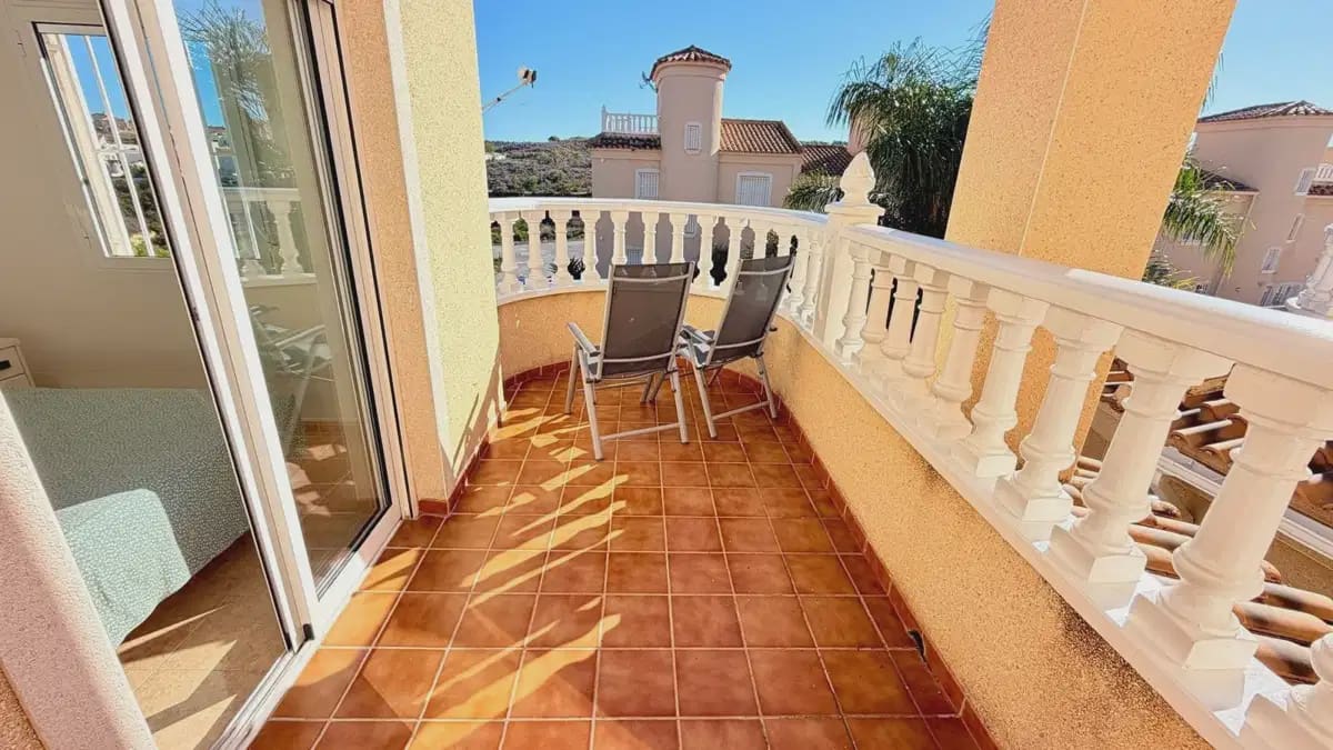 3 sypialnia Willa na sprzedaż w Ciudad Quesada z basenem garażem - 289 000 € (Ref: 10182325)