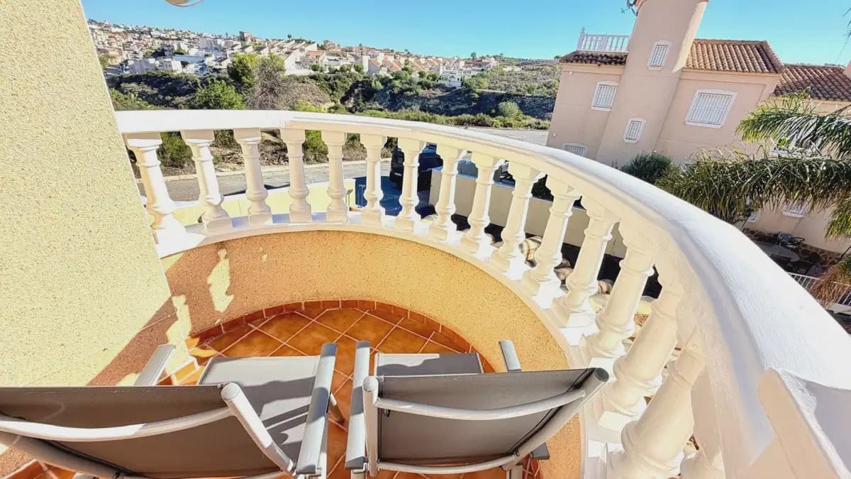 3 sypialnia Willa na sprzedaż w Ciudad Quesada z basenem garażem - 289 000 € (Ref: 10182325)