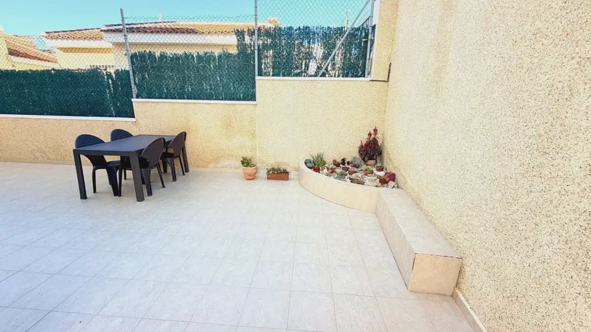 3 sypialnia Willa na sprzedaż w Ciudad Quesada z basenem garażem - 289 000 € (Ref: 10182325)