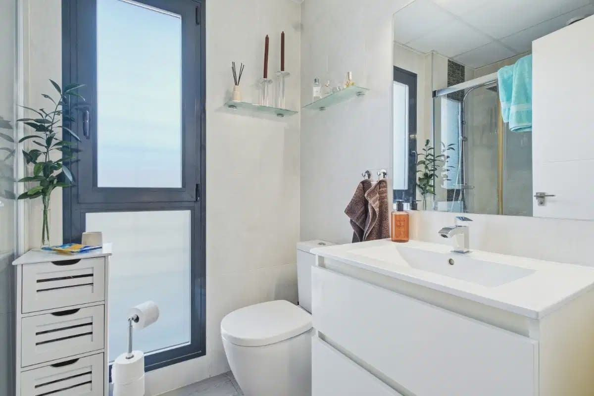 2 soveværelse Lejlighed til salg i Orihuela Costa med swimmingpool garage - € 295.000 (Ref: 10182326)