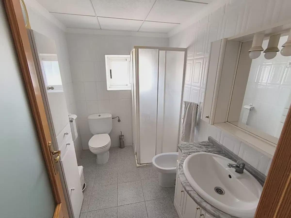 7 slaapkamer Finca/Landhuis te koop in Villena met zwembad garage - € 290.000 (Ref: 10182329)