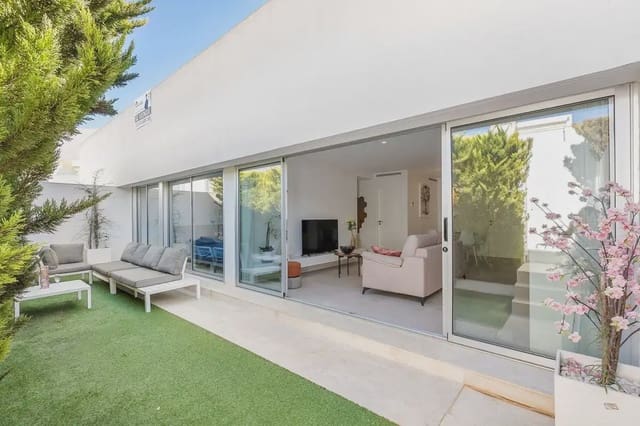 2 soverom Leilighet til salgs i Los Balcones med svømmebasseng garasje - € 294 000 (Ref: 10182330)