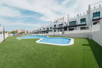 Ático de 3 habitaciones en San Miguel de Salinas en venta con piscina garaje - 299.000 € (Ref: 10182335)