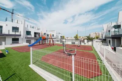 Ático de 3 habitaciones en San Miguel de Salinas en venta con piscina garaje - 299.000 € (Ref: 10182335)