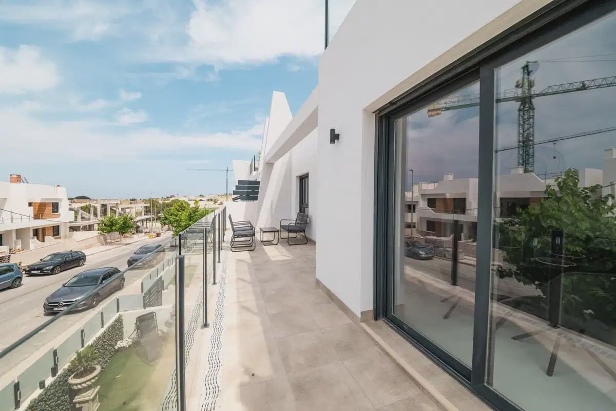 Ático de 3 habitaciones en San Miguel de Salinas en venta con piscina garaje - 299.000 € (Ref: 10182335)