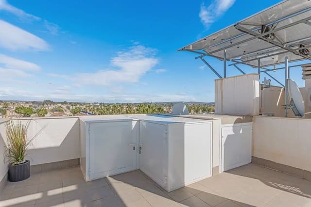 2 slaapkamer Penthouse te koop in El Raso, Guardamar del Segura met zwembad - € 295.000 (Ref: 10182337)