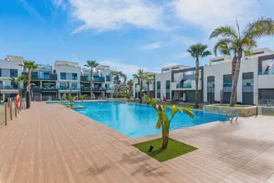 2 slaapkamer Penthouse te koop in El Raso met zwembad - € 295.000 (Ref: 10182337)