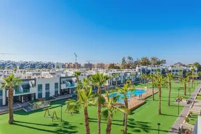 2 slaapkamer Penthouse te koop in El Raso met zwembad - € 295.000 (Ref: 10182337)