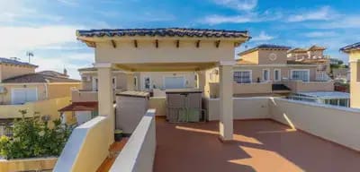 3 chambre Villa/Maison à vendre à Villamartin avec piscine garage - 295 000 € (Ref: 10182339)