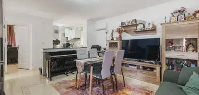 3 chambre Villa/Maison à vendre à Villamartin avec piscine garage - 295 000 € (Ref: 10182339)
