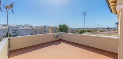 3 chambre Villa/Maison à vendre à Villamartin avec piscine garage - 295 000 € (Ref: 10182339)