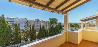 3 chambre Villa/Maison à vendre à Villamartin avec piscine garage - 295 000 € (Ref: 10182339)
