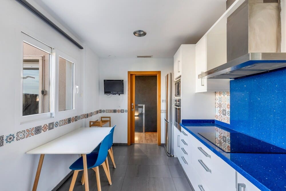 5 makuuhuone Kattohuoneisto myytävänä paikassa Elche / Elx - 500 000 € (Ref: 8820932)