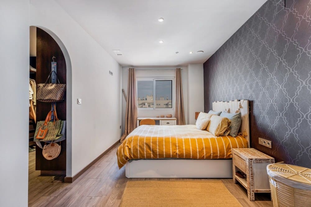 5 makuuhuone Kattohuoneisto myytävänä paikassa Elche / Elx - 500 000 € (Ref: 8820932)