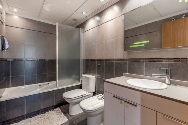 5 sypialnia Penthouse na sprzedaż w El Travaló - Martínez Valero, Elche / Elx - 500 000 € (Ref: 8820932)