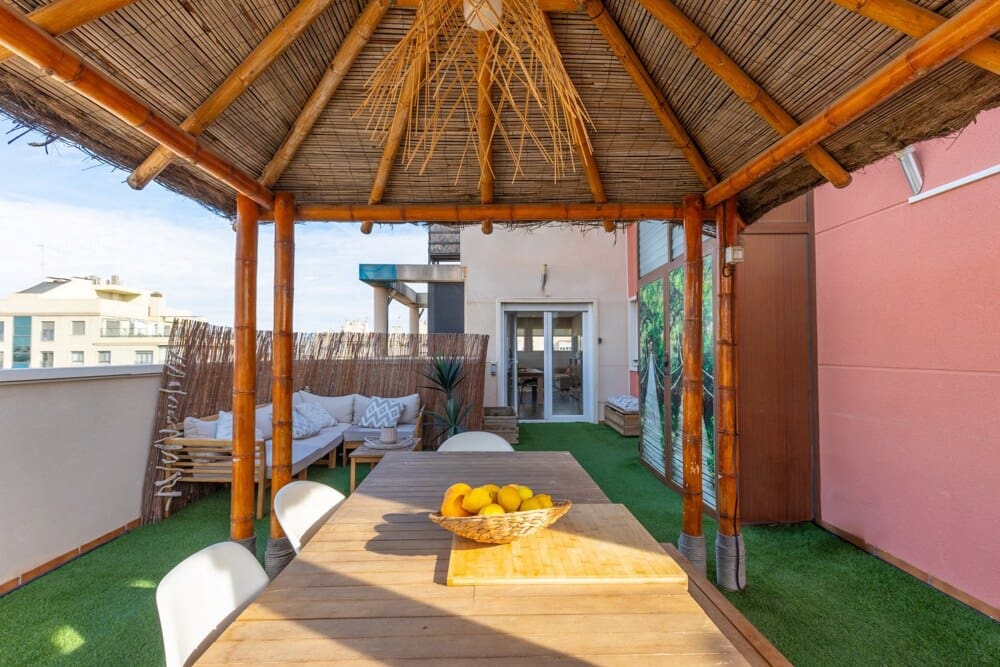 5 makuuhuone Kattohuoneisto myytävänä paikassa Elche / Elx - 500 000 € (Ref: 8820932)