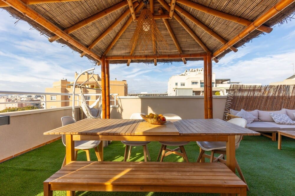 5 makuuhuone Kattohuoneisto myytävänä paikassa Elche / Elx - 500 000 € (Ref: 8820932)