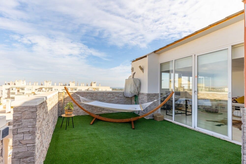 5 makuuhuone Kattohuoneisto myytävänä paikassa Elche / Elx - 500 000 € (Ref: 8820932)