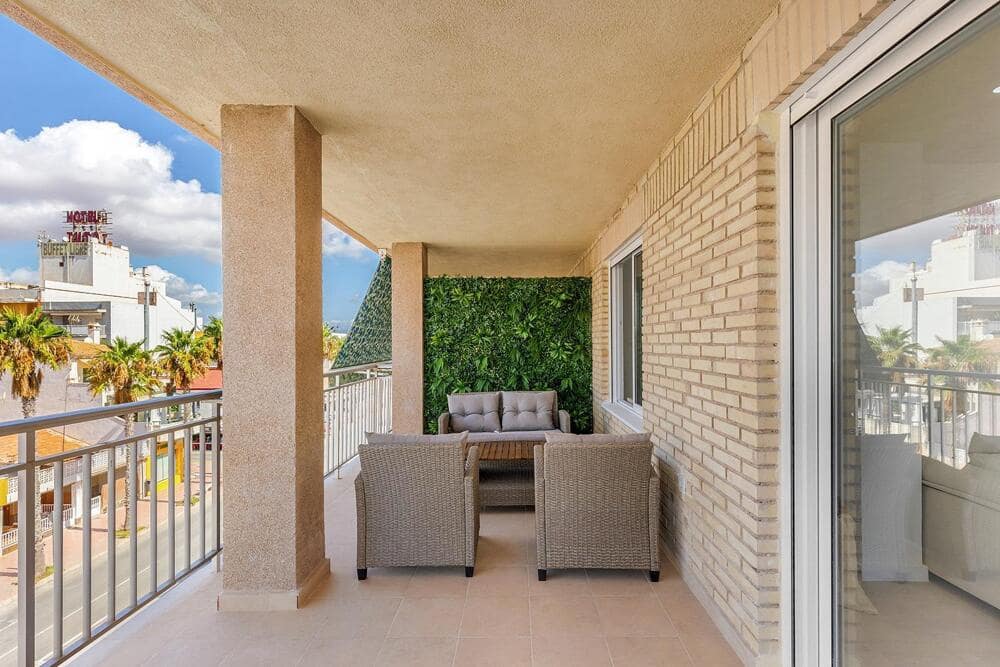 3 soverom Leilighet til salgs i Torrevieja - € 250 000 (Ref: 8820933)