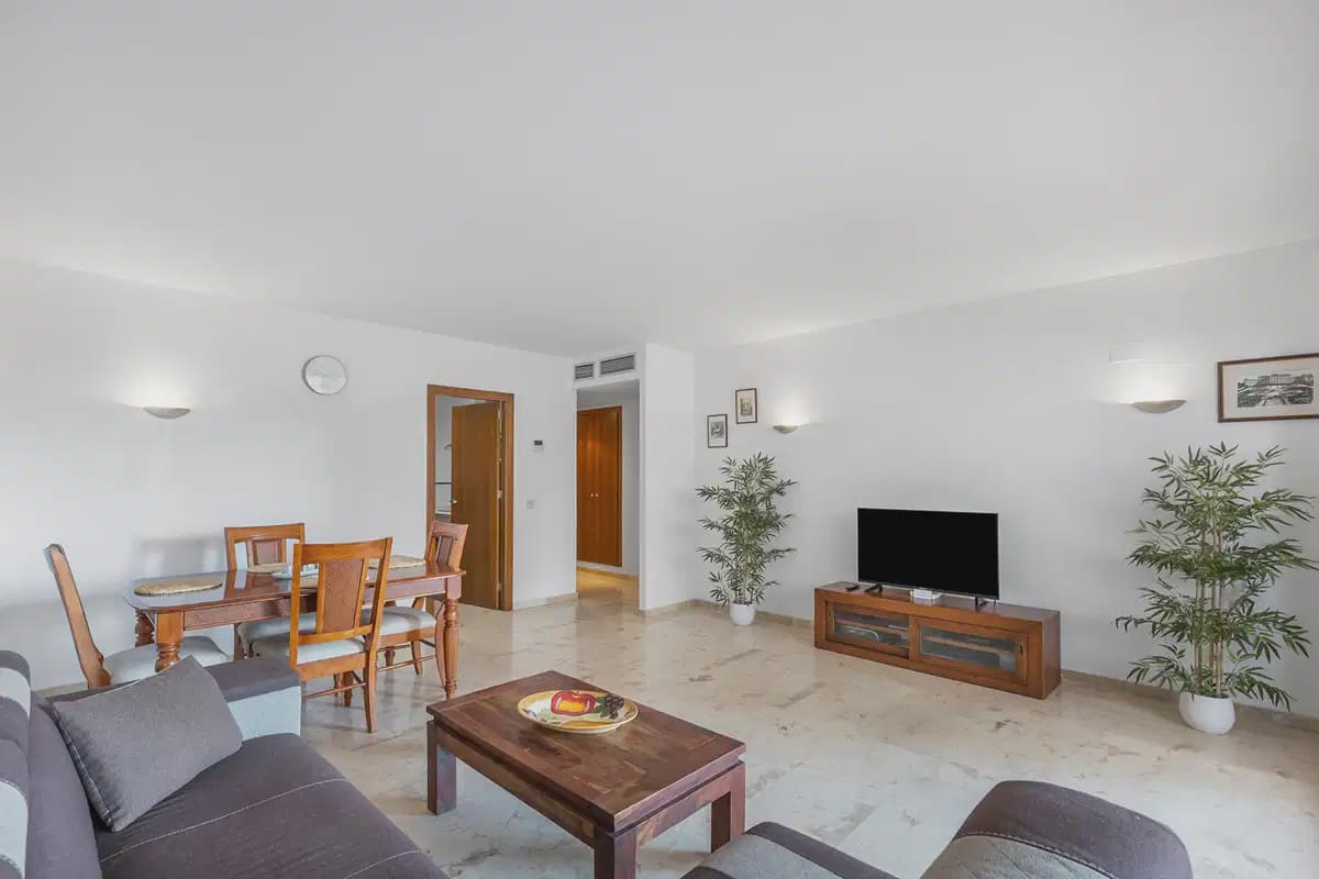 2 slaapkamer Appartement te koop in Torrevieja met zwembad garage - € 345.000 (Ref: 8820963)