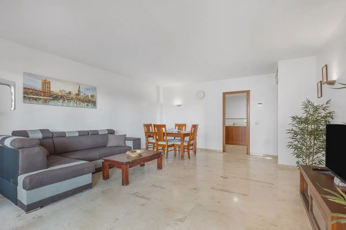 2 slaapkamer Appartement te koop in Torrevieja met zwembad garage - € 345.000 (Ref: 8820963)