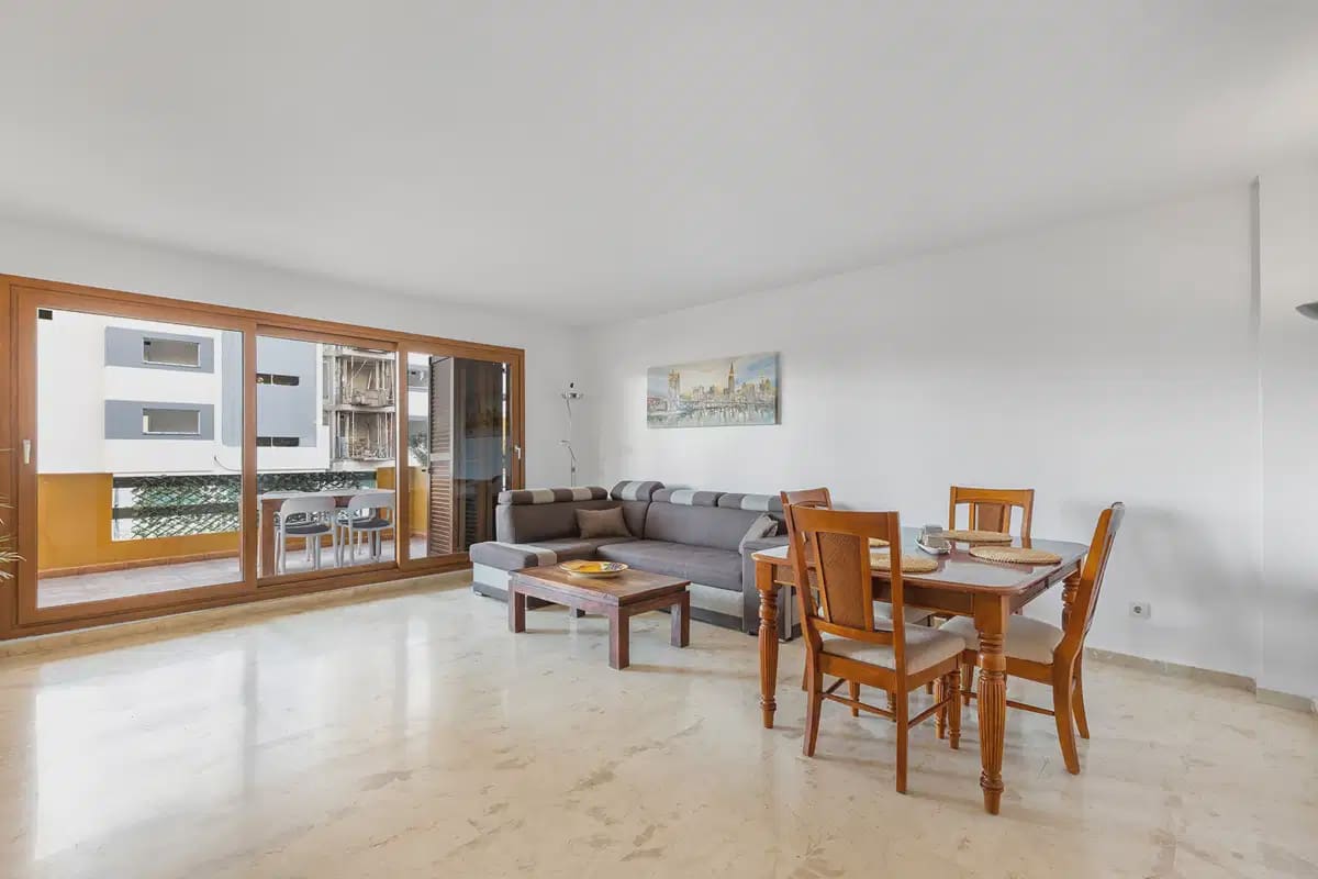 2 slaapkamer Appartement te koop in Torrevieja met zwembad garage - € 345.000 (Ref: 8820963)