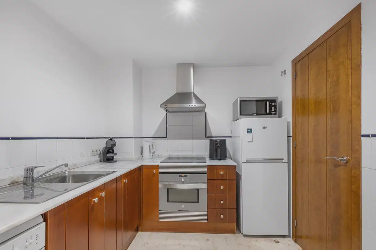 2 slaapkamer Appartement te koop in Torrevieja met zwembad garage - € 345.000 (Ref: 8820963)