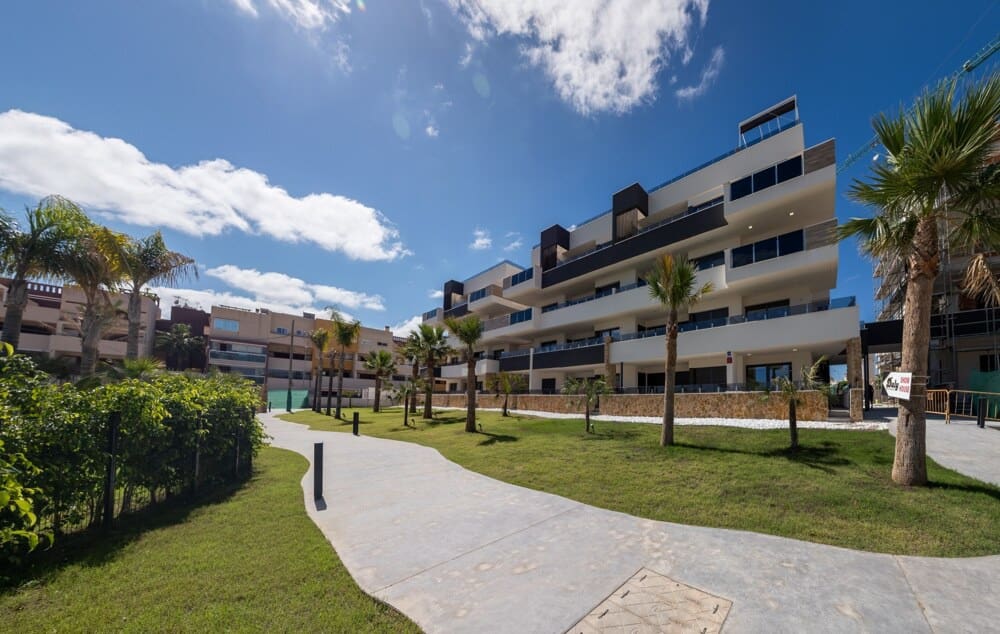 Lägenhet till salu i Playa Flamenca - 369 000 € (Ref: 8920093)